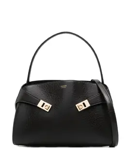 Ferragamo: Чёрная сумка 