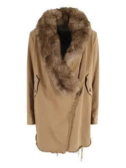 Bazar Deluxe: Пальто из искусственного меха 