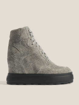 Casadei: Серые кроссовки 