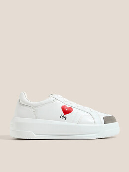 Love Moschino: Белые кроссовки 