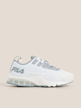 Fila: Белые кроссовки 