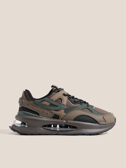Fila: Коричневые кроссовки 