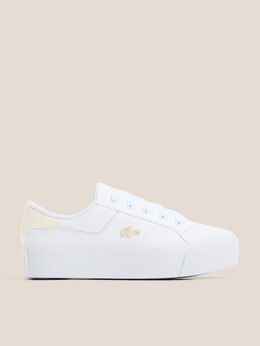 Lacoste: Белые кроссовки 