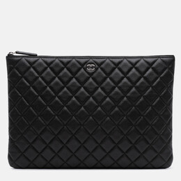 Chanel: Чорні клатчі 