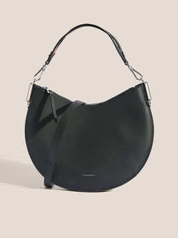Coccinelle: Чёрная спортивная сумка 