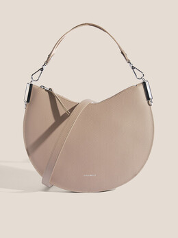 Coccinelle: Бежевая спортивная сумка 