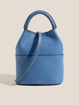 Furla: Синяя спортивная сумка 