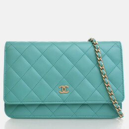Chanel: Зелені гаманці 
