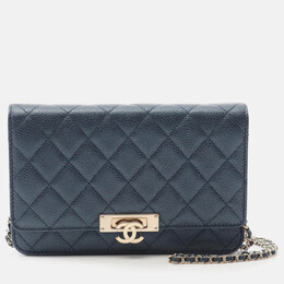 Chanel: Сині гаманці 