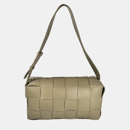 Bottega Veneta: Зелёная сумка  Cassette