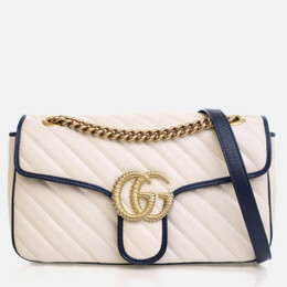 Gucci: Белая сумка  GG Marmont