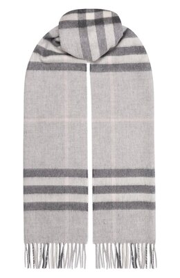 Burberry: Серый шарф 