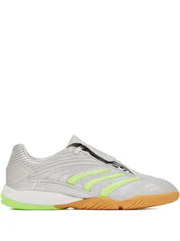 adidas: Серебристые кроссовки  Predator
