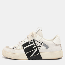 Valentino: Білі кросівки  VLTN