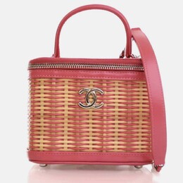 Chanel: Рожеві сумки на руку 