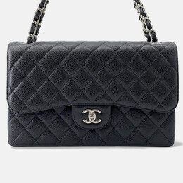 Chanel: Чёрная сумка 