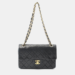Chanel: Чёрная сумка через плечо 