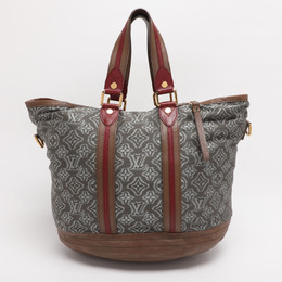 Louis Vuitton: Сумка цвета хаки 