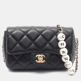 Chanel: Чёрная сумка 