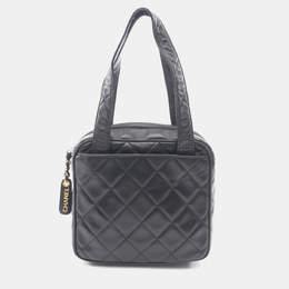 Chanel: Чорні сумки 