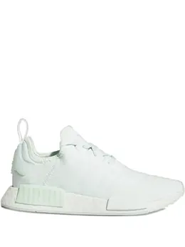 adidas: Светлые кроссовки  NMD_R1