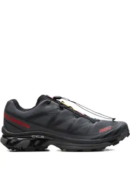 Salomon: Чёрные кроссовки 
