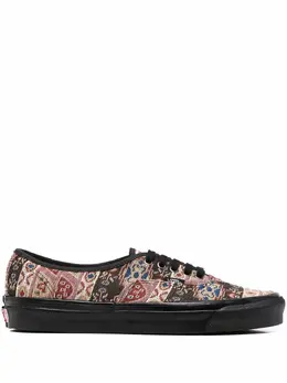 Vans: Чёрные кроссовки 