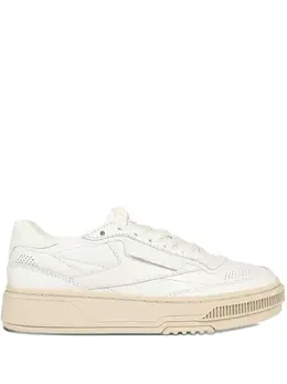 Reebok: Белые кроссовки  Club C