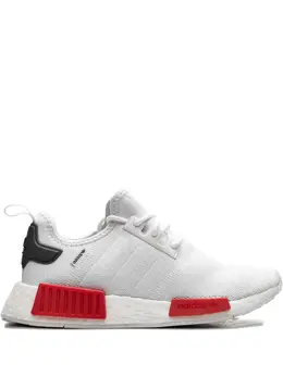 adidas: Белые кроссовки  NMD_R1