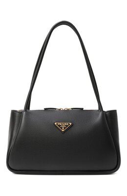 Prada: Чёрная сумка 