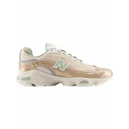 New Balance: Бежевые кроссовки 