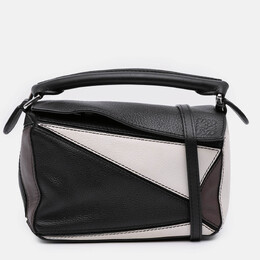 Loewe: Чёрная сумка  Puzzle