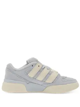 adidas: Светлые кроссовки  Forum