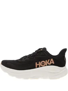 HOKA: Чёрные кроссовки 