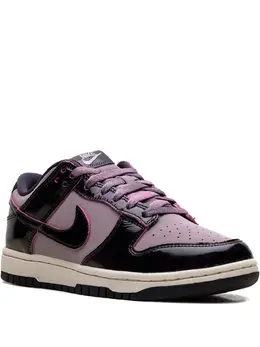 Nike: Светлые кроссовки  Dunk Low