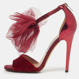 Jimmy Choo: Червоні сандалі 