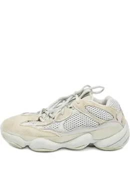 adidas Yeezy: Бежевые кроссовки 