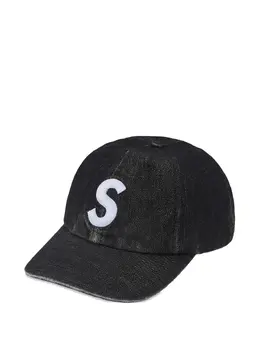 Supreme: Чёрная кепка 