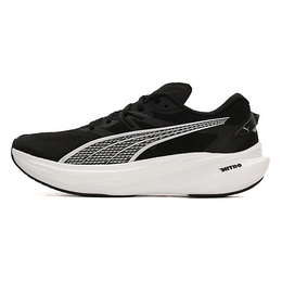 PUMA: Чёрные кроссовки  Deviate Nitro