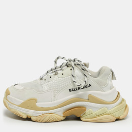 Balenciaga: Белые кроссовки  Triple S