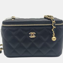 Chanel: Чёрная сумка 