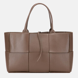 Bottega Veneta: Сумки шопери  Maxi Intrecciato