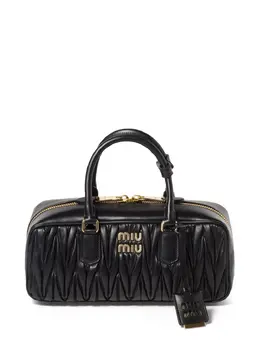 Miu Miu: Чёрная сумка 