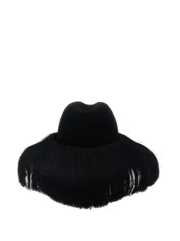Comme Des Garçons: Чёрная шляпа 