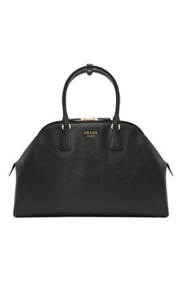 Prada: Чёрная сумка 