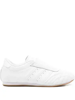 adidas: Белые кроссовки 