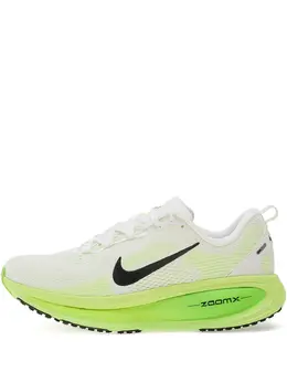 Nike: Белые кроссовки 