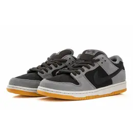 NIKE: Тёмные кеды  Dunk Low