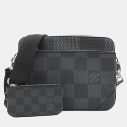 Louis Vuitton: Сумка 