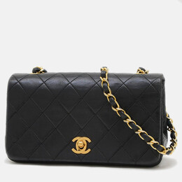 Chanel: Чорні сумки 